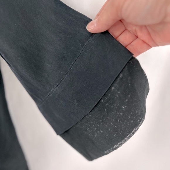 Brooks Brothers Charmeuse & Chiffon silk blouse 3/4 sleeves in Black size 12 - Picture 5 of 9